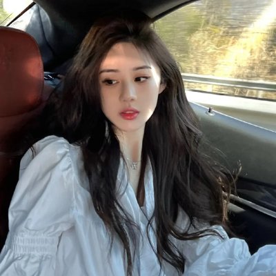 十八岁少女横扫直播大赛